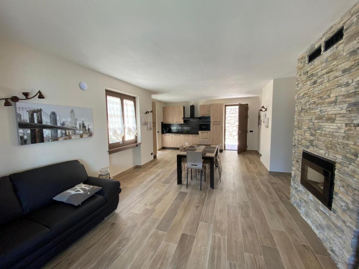Casa Martinelli Apartment Tremosine ภายนอก รูปภาพ