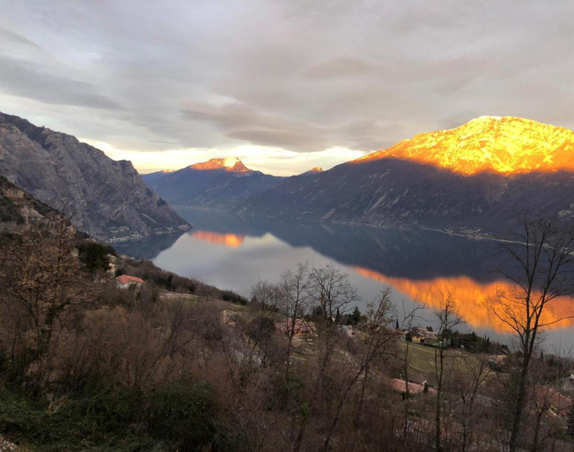 Casa Martinelli Apartment Tremosine ภายนอก รูปภาพ